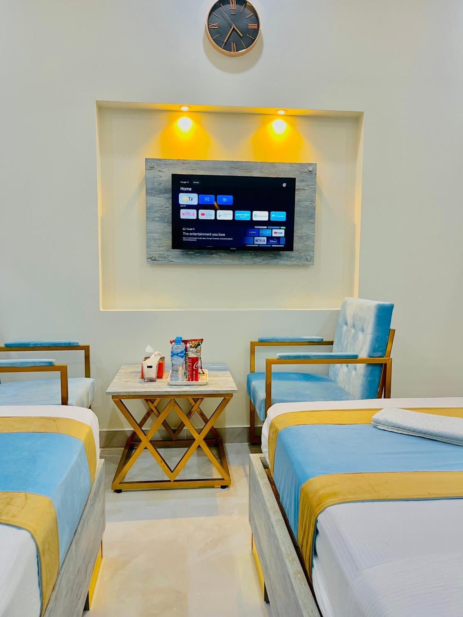 Hotel Crown לאהור מראה חיצוני תמונה